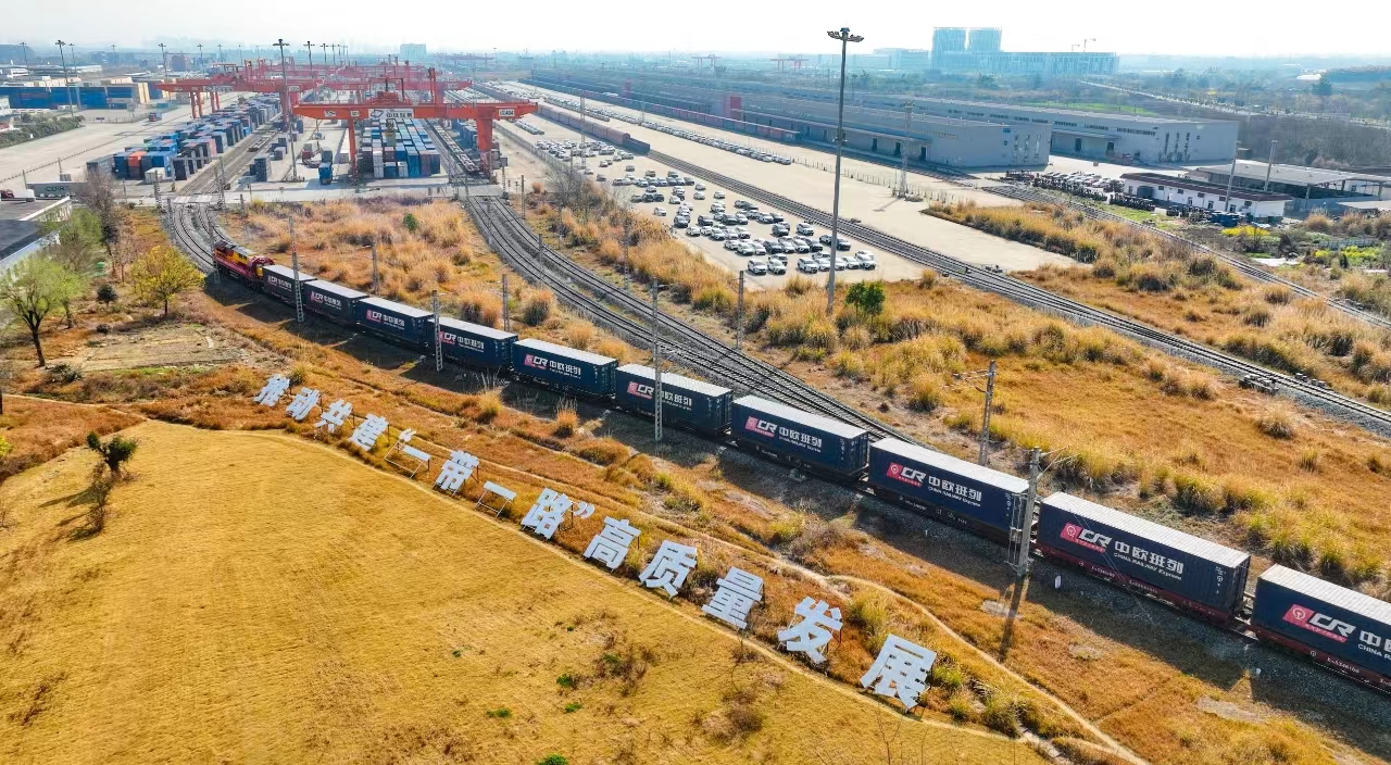 成都国际班列春糖专列抵蓉